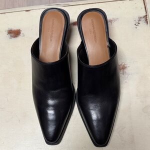 Banana Republic Sleek Black Leather Mules